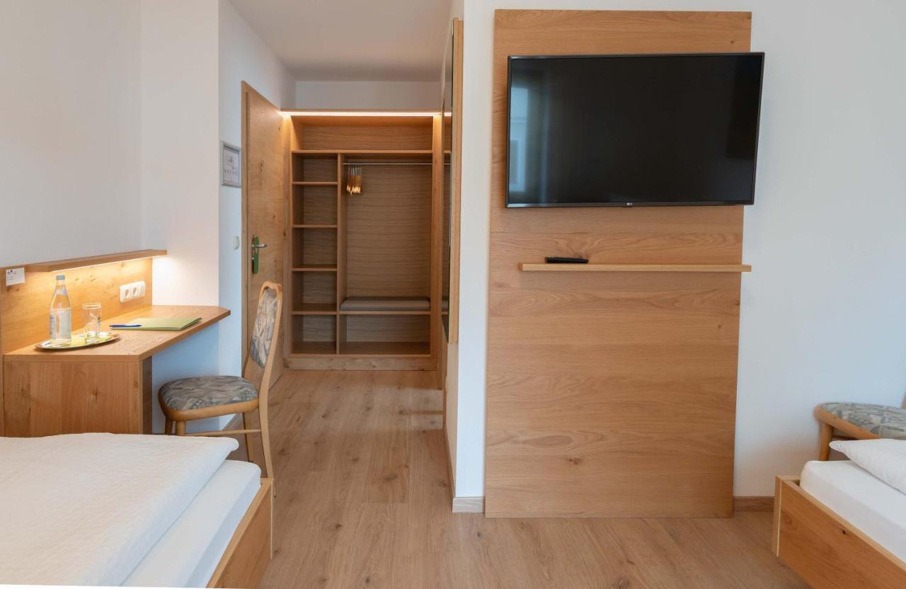 Hotel Gasthof Rosenwirt Au in der Hallertau Extérieur photo